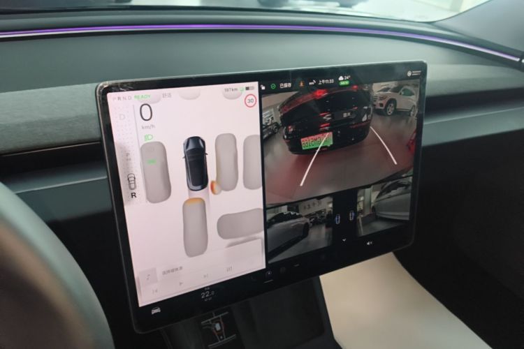 Tesla Model 3 2024 #13 Tesla Model 3 2024 car image #13