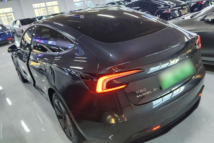 Tesla Model 3 2025 #5 Tesla Model 3 2025 car image #5