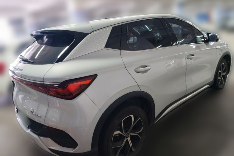 BYD Yuan Plus 2023 immagine di auto #7