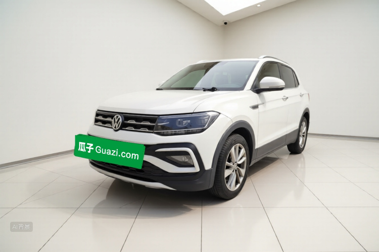 Volkswagen T-Cross 2020 изображение автомобиля #2
