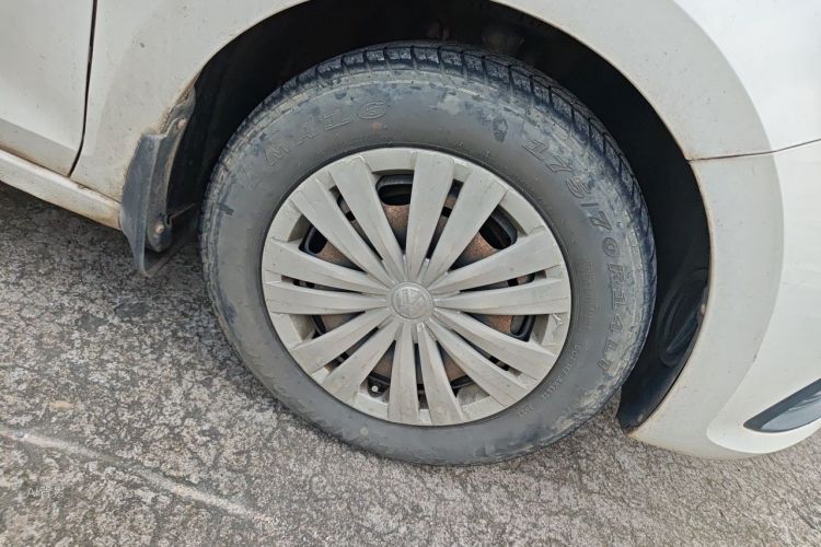 Volkswagen Santana 2017 #9 Volkswagen Santana 2017 car image #9