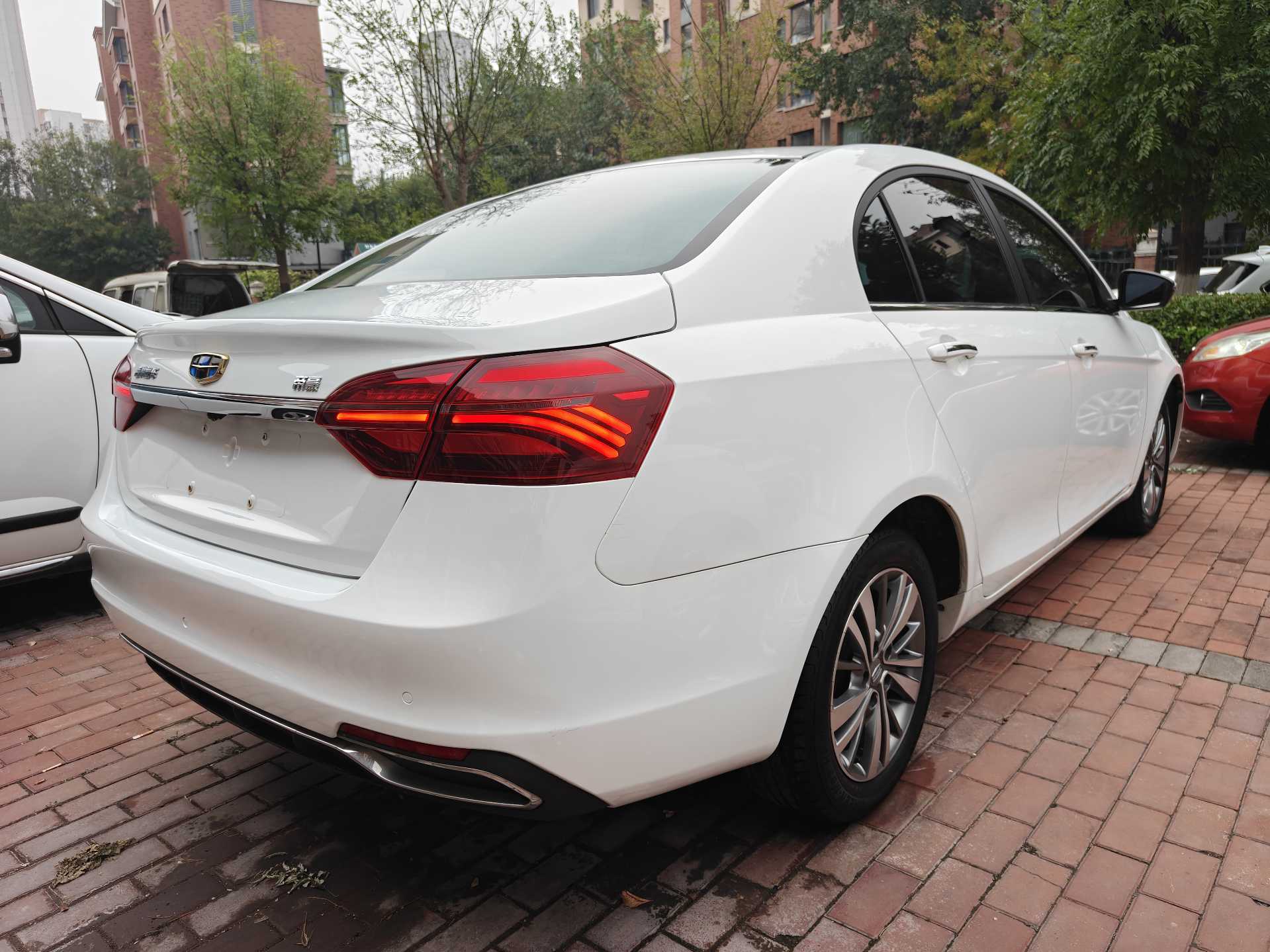 GEELY Emgrand 2018 #7 GEELY Emgrand 2018 imagen de coche #7