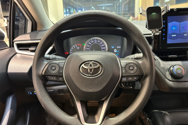 Toyota Corolla 2020 car image #17