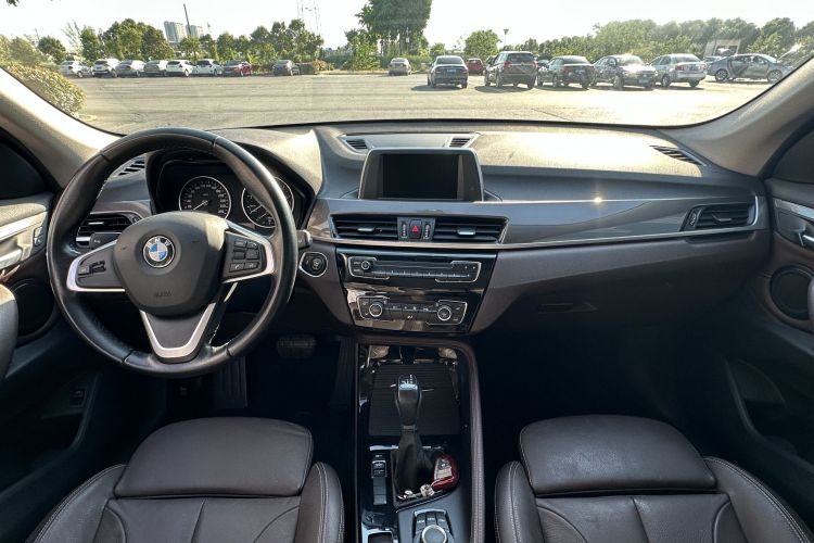 BMW X1 2018 car image #12