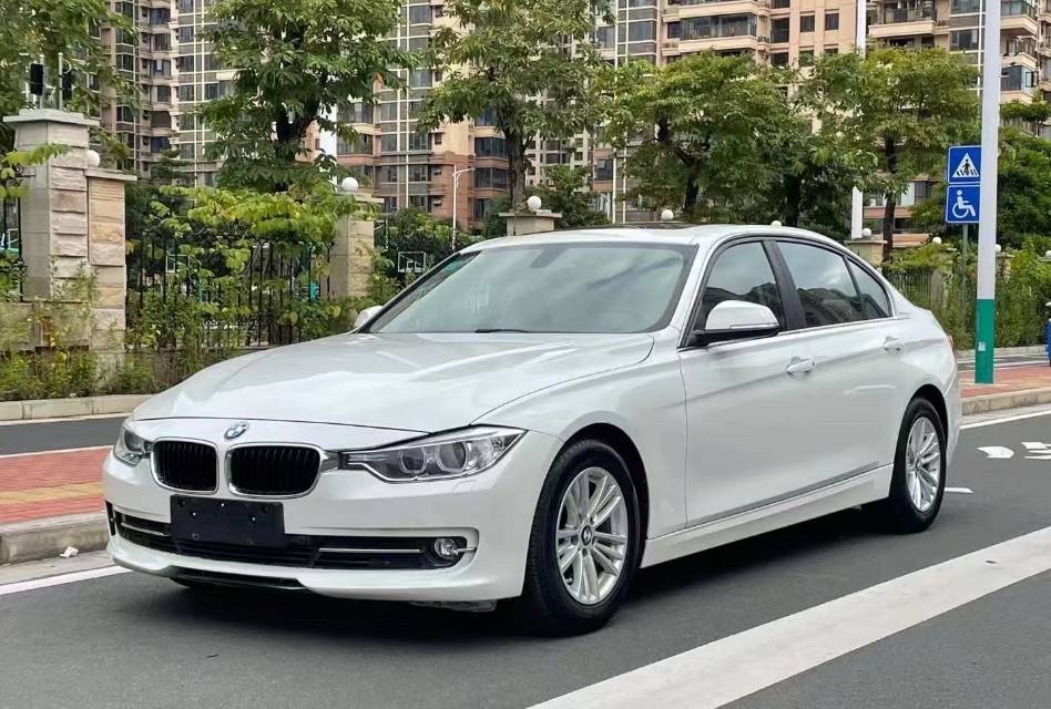 BMW 3 Series 2016 BMW 3 Series 2016 car image