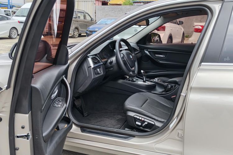 BMW 3 Series 2016 #11 BMW 3 Series 2016 car image #11