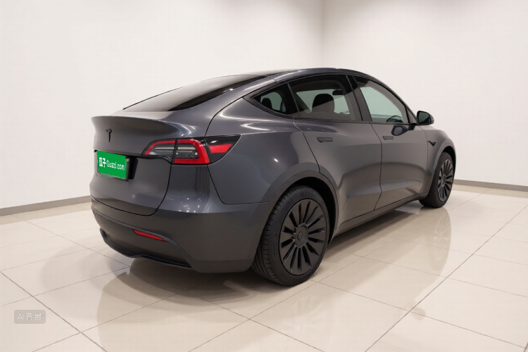 Tesla Model Y 2024 #5 Tesla Model Y 2024 car image #5