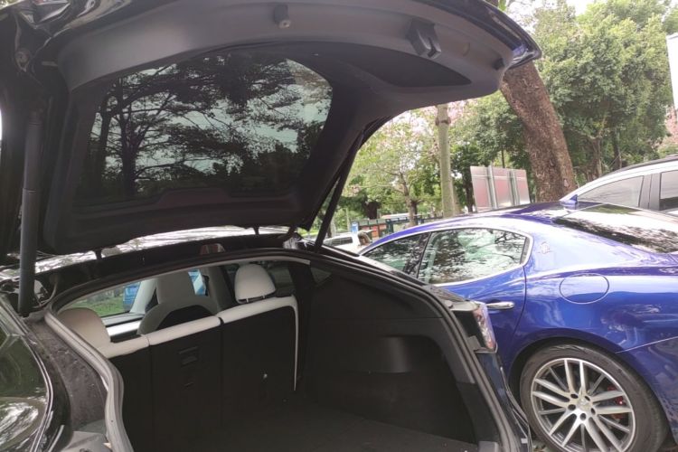 Tesla Model Y 2021 #19 Tesla Model Y 2021 car image #19