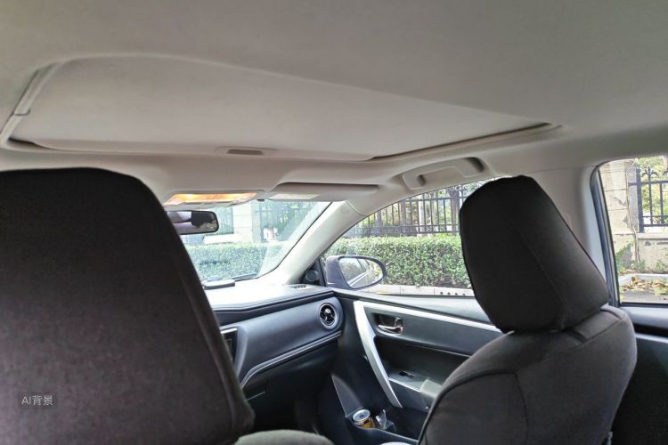 Toyota Corolla 2018 #20 Toyota Corolla 2018 car image #20