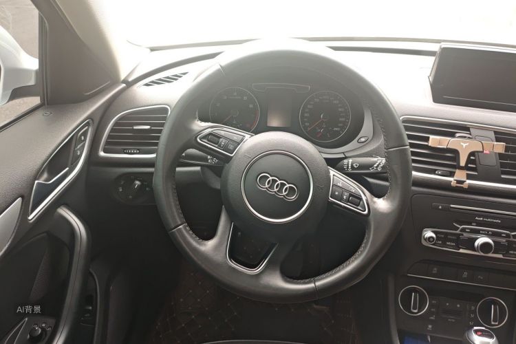 Audi Q3 2019 #12 Audi Q3 2019 car image #12