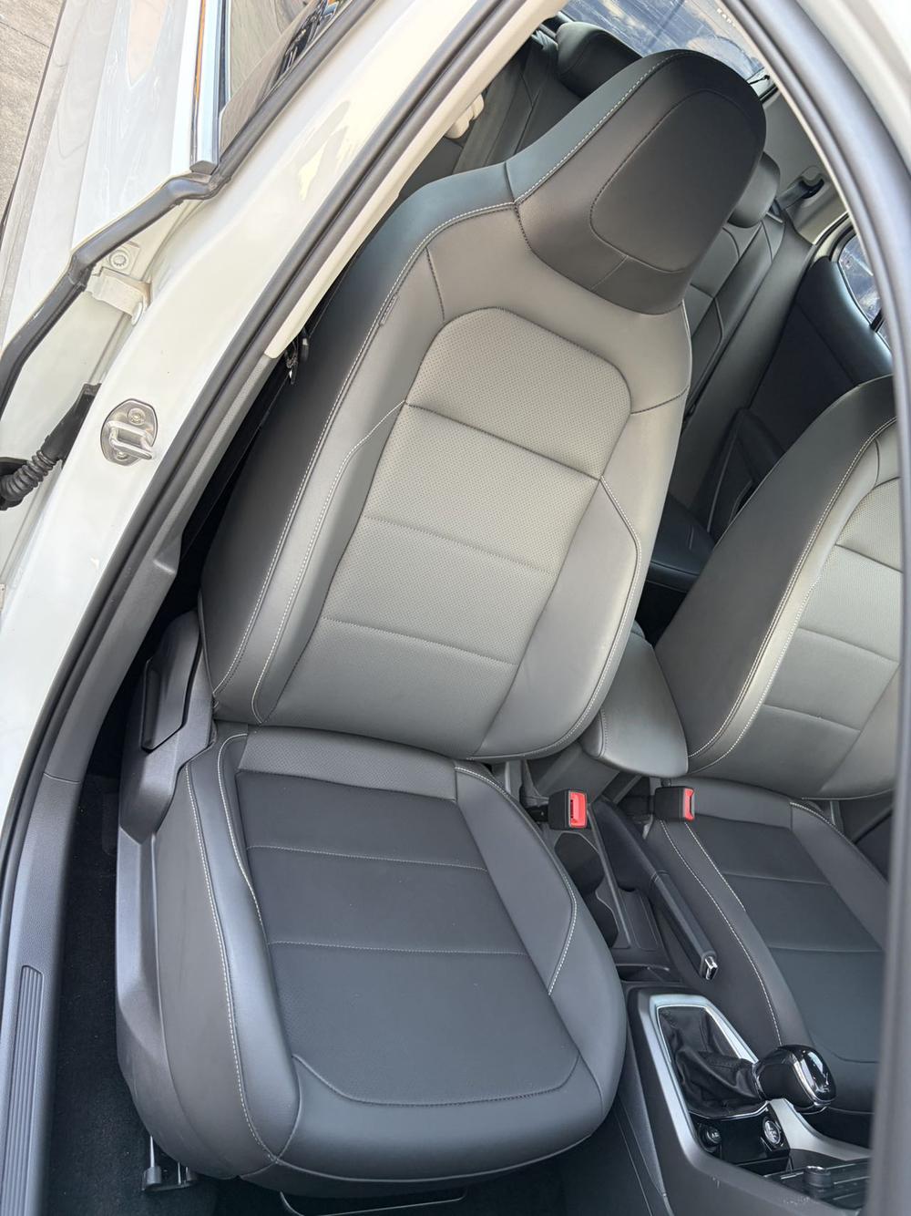 Volkswagen T-Cross 2021 car image #6