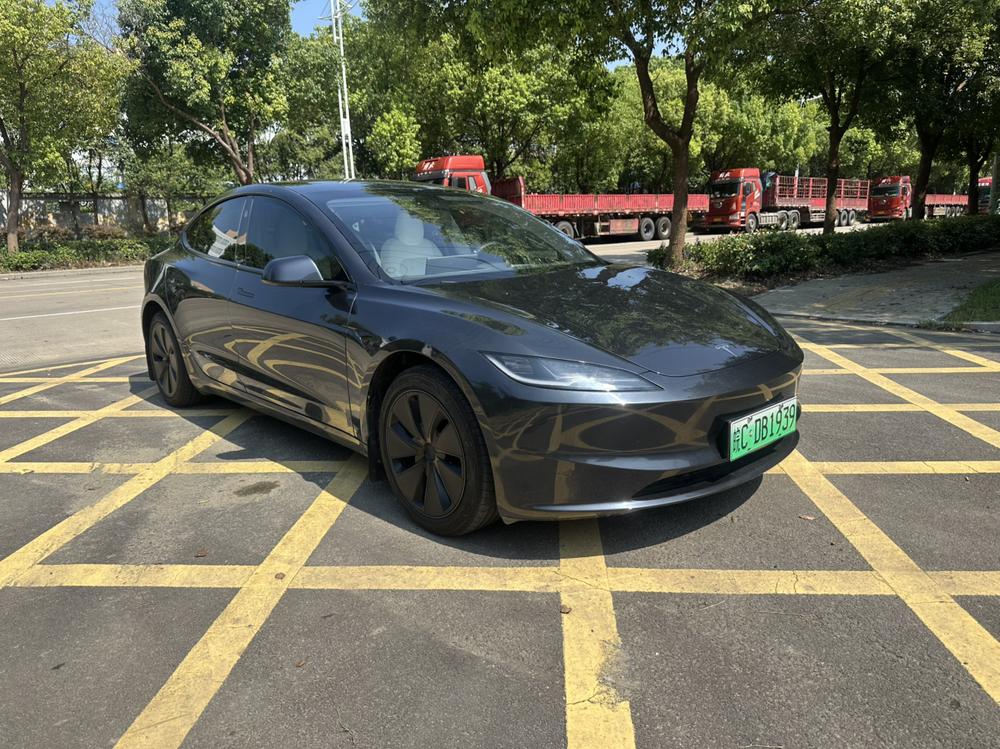 Tesla Model 3 2025 #3 Tesla Model 3 2025 изображение автомобиля #3