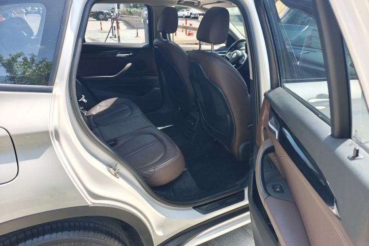 BMW X1 2018 #13 BMW X1 2018 car image #13