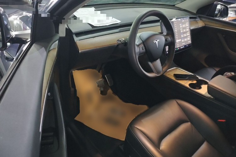 Tesla Model Y 2021 #16 Tesla Model Y 2021 car image #16