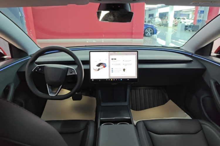 Tesla Model 3 2025 #10 Tesla Model 3 2025 car image #10