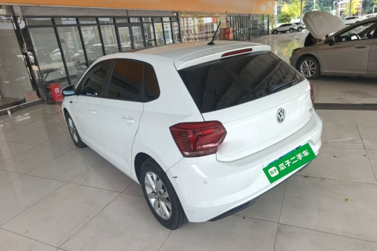 Volkswagen Polo 2020 car image #5