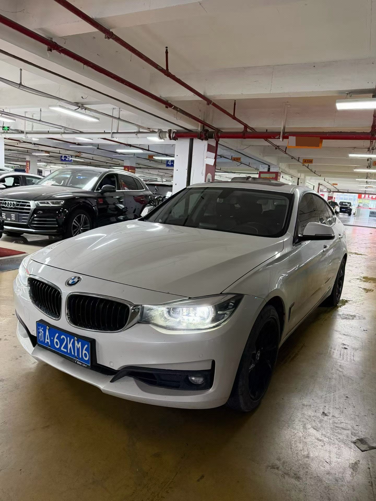 BMW 3 Series GT 2019 BMW 3 Series GT 2019 car image