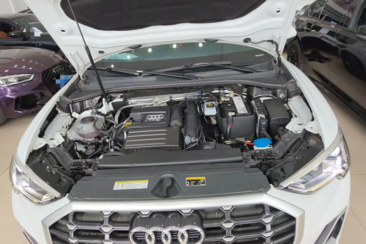 Audi Q3 2021 immagine di auto #20