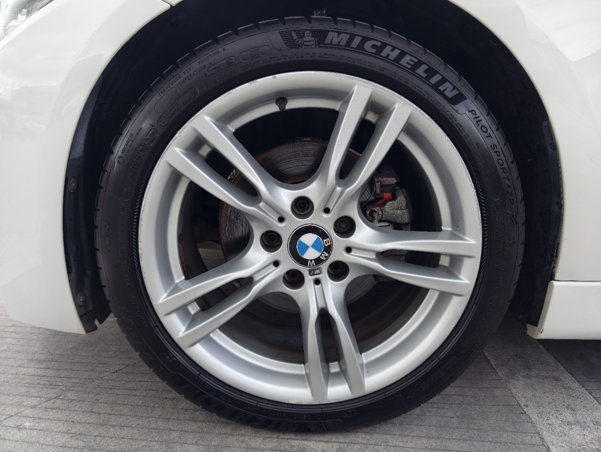 BMW 3 Series 2018 #6 BMW 3 Series 2018 car image #6