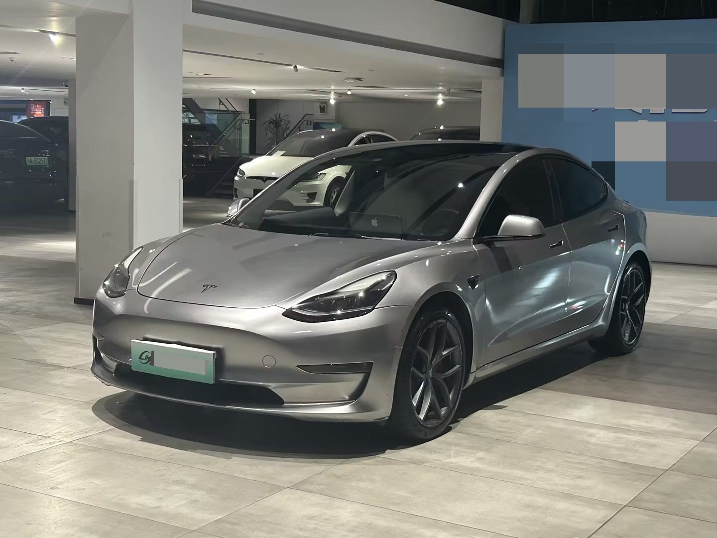 Tesla Model 3 2022 car image 