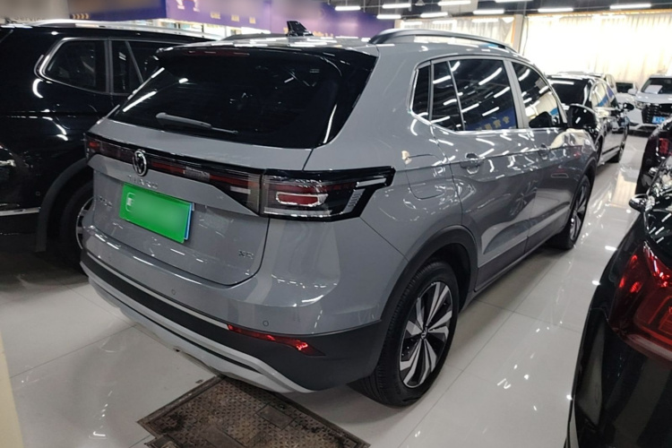 Volkswagen Tharu 2025 car image #5