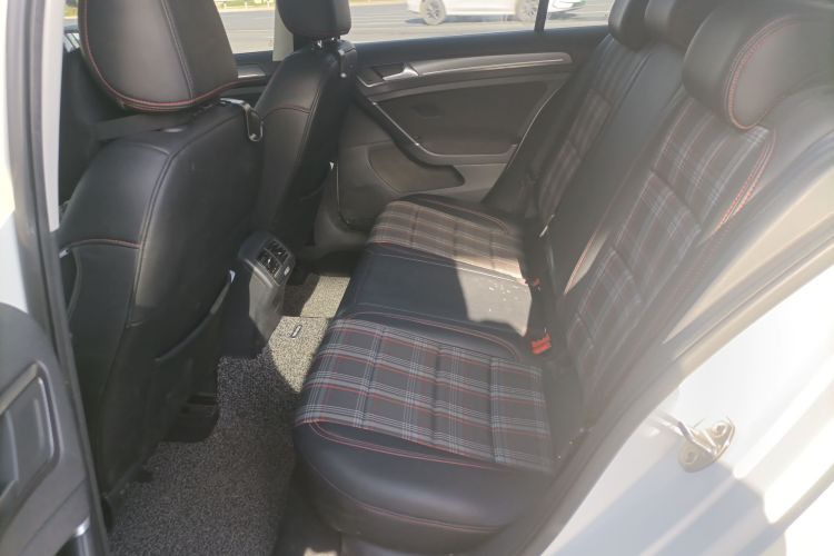 Volkswagen Golf 2017 #17 Volkswagen Golf 2017 car image #17