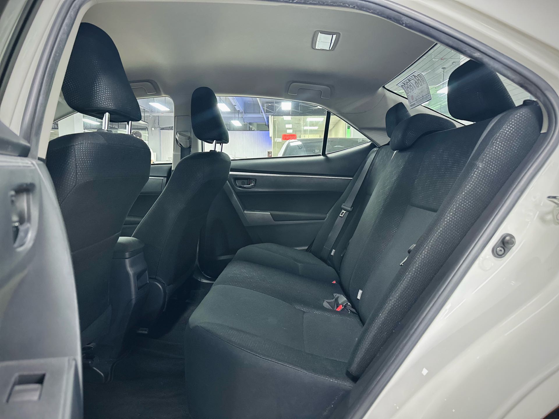 Toyota Corolla 2017 car image #9