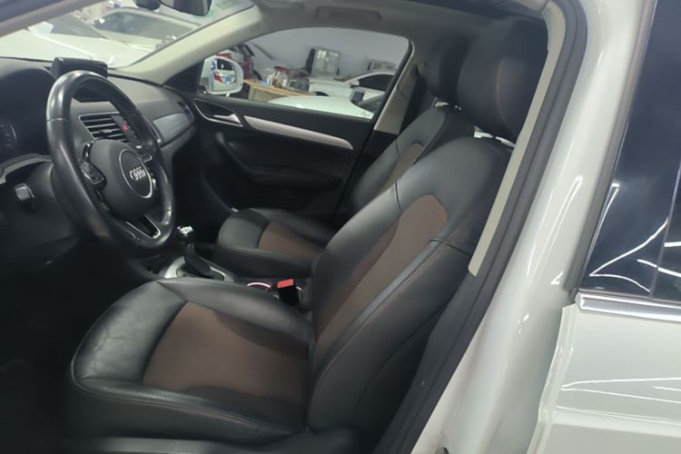 Audi Q3 2017 #15 Audi Q3 2017 car image #15