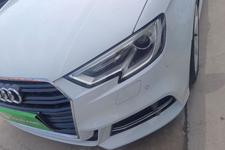 Audi A3 2017 car image #23