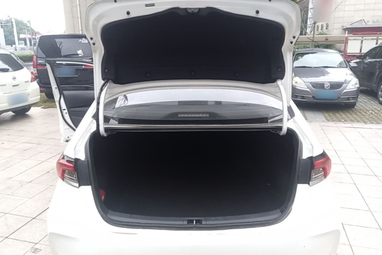 Toyota Corolla 2024 car image #19