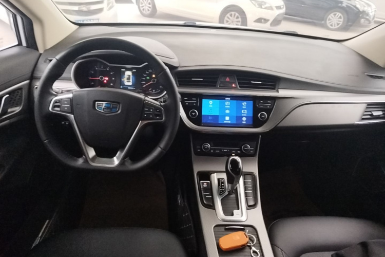 GEELY Emgrand GS 2017 car image #10