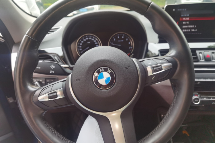BMW X1 2022 car image #15
