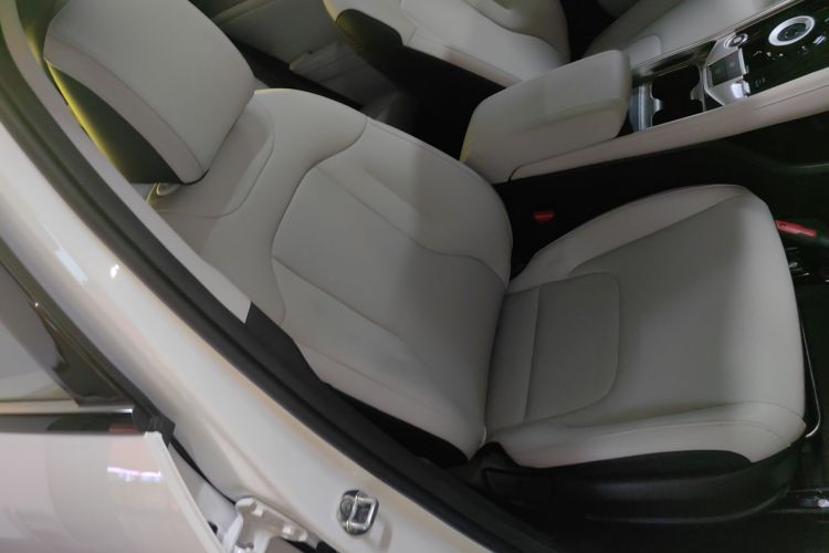 起亚 狮铂拓界 2025 汽车图片 #24