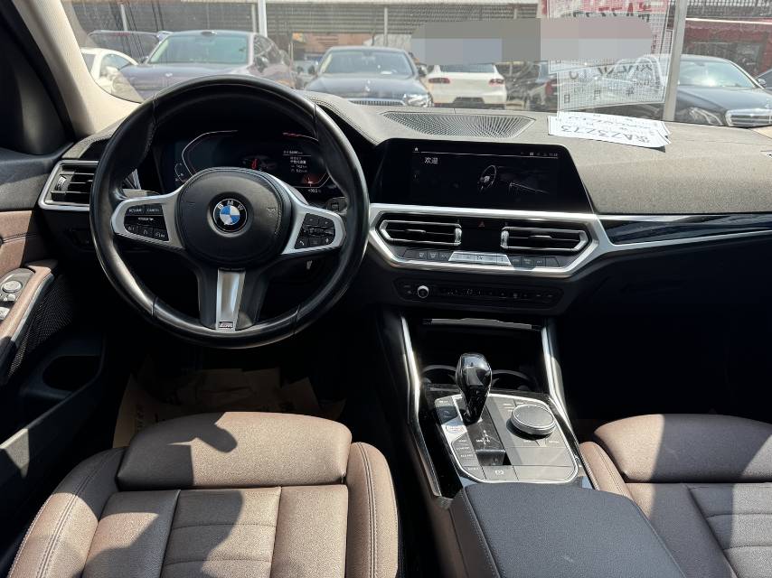 BMW 3 Series 2021 car image #6