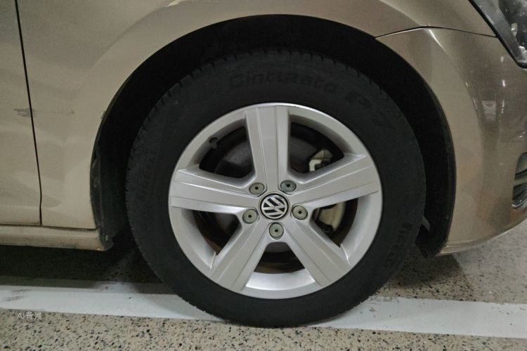 Volkswagen Golf 2015 car image #9