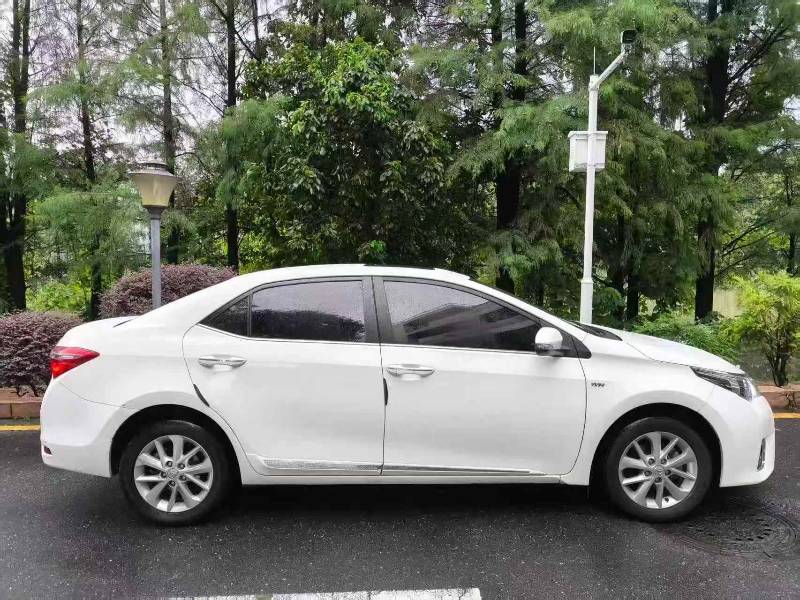 Toyota Corolla 2015 #3 Toyota Corolla 2015 car image #3