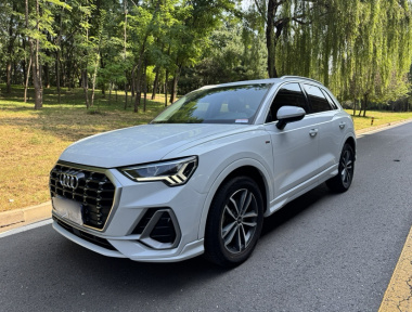 Audi Q3 2021 car image 