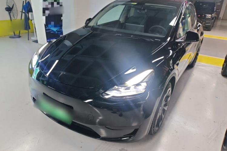 Tesla Model Y 2022 #2 Tesla Model Y 2022 car image #2