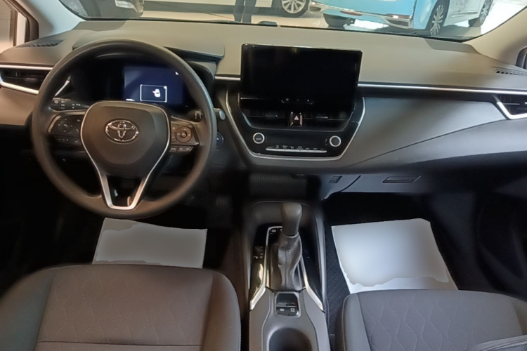 Toyota Corolla 2024 car image #10