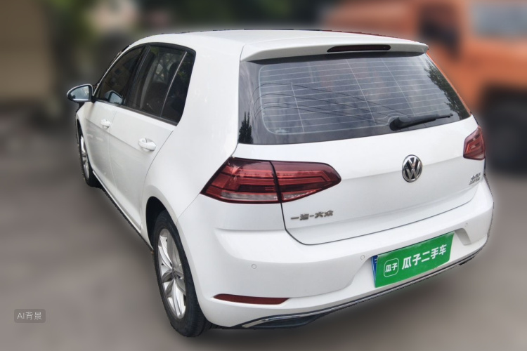 Volkswagen Golf 2018 car image #5