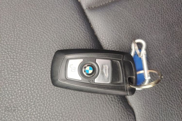 BMW 3 Series 2017 #10 BMW 3 Series 2017 immagine di auto #10
