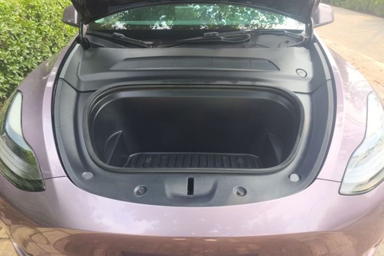 Tesla Model Y 2022 #20 Tesla Model Y 2022 car image #20