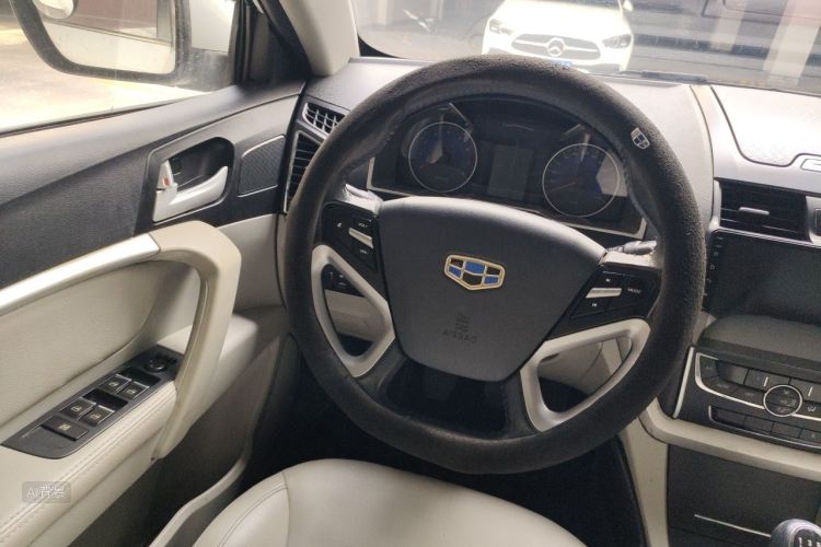 GEELY Emgrand 2014 #12 GEELY Emgrand 2014 car image #12