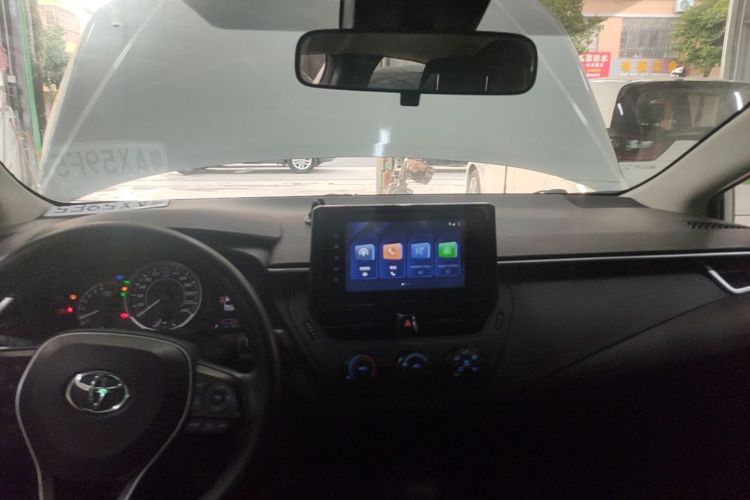 Toyota Corolla 2023 immagine di auto #13