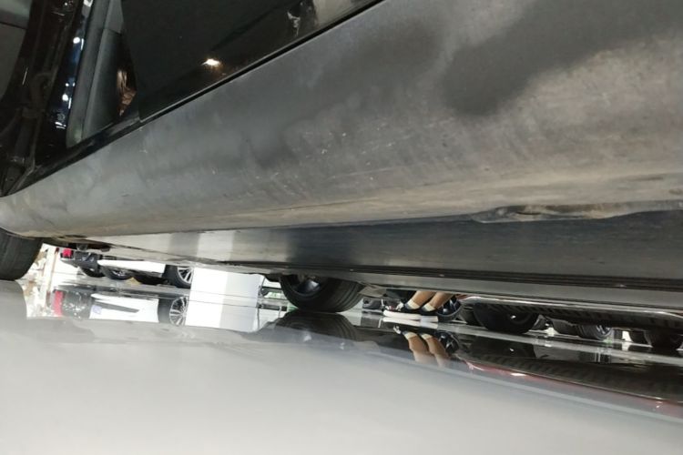 Tesla Model Y 2022 car image #27