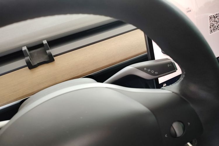 Tesla Model 3 2021 #14 Tesla Model 3 2021 car image #14