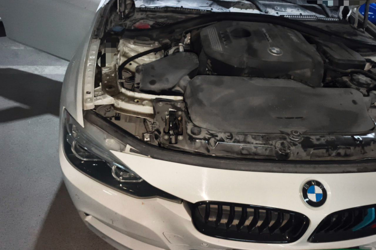 BMW 3 Series 2018 #24 BMW 3 Series 2018 car image #24