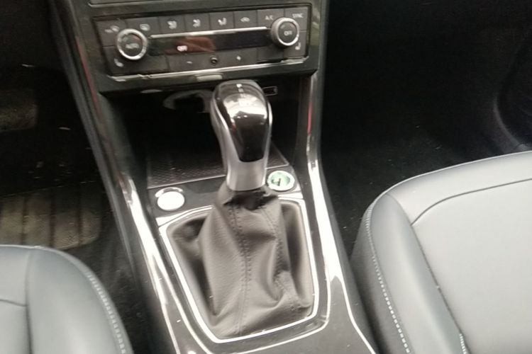 Volkswagen Tharu 2025 #14 Volkswagen Tharu 2025 immagine di auto #14