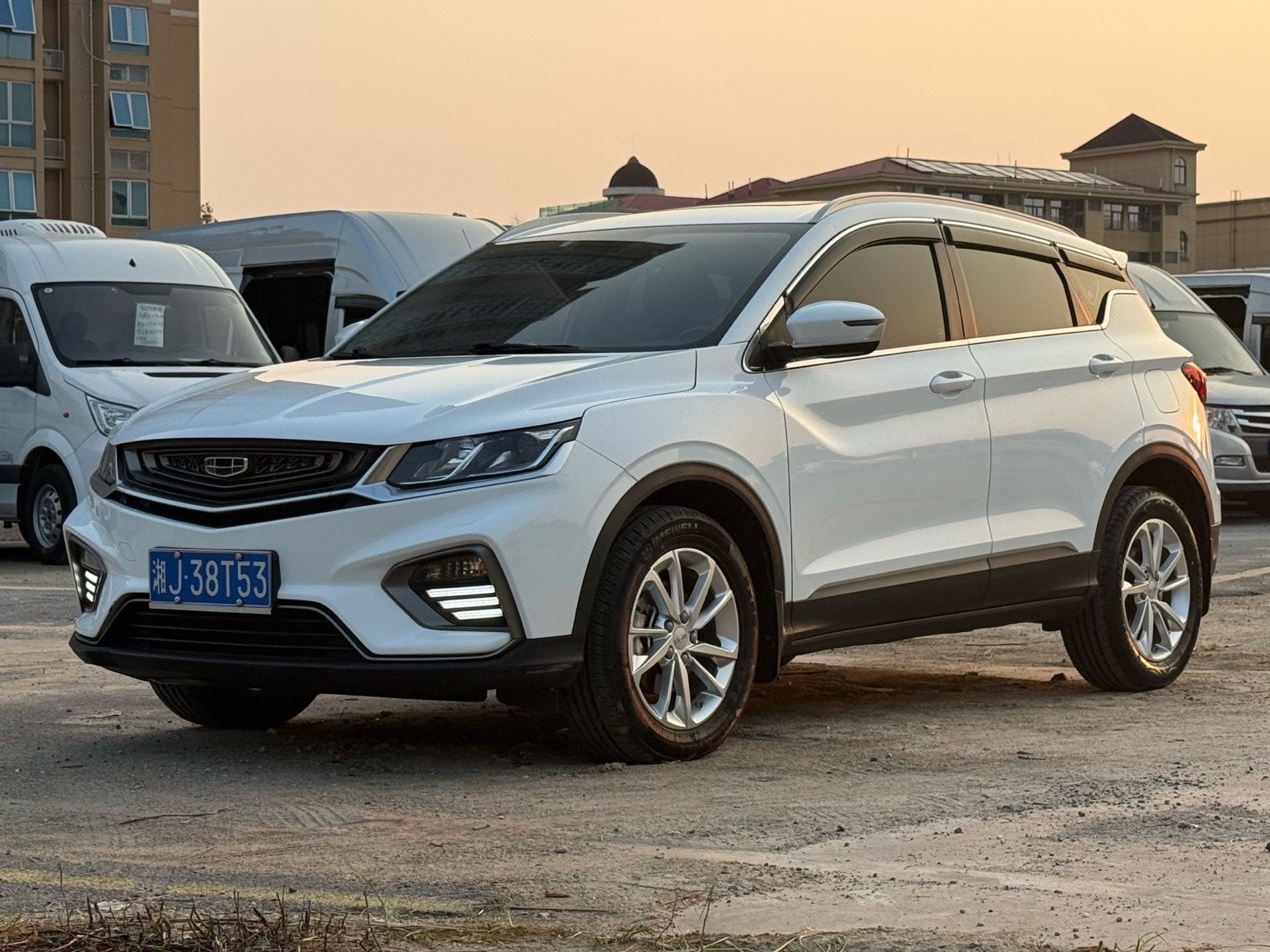 GEELY Coolray 2020 immagine di auto 