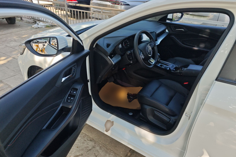 名爵 MG5 2023 汽车图片 #16